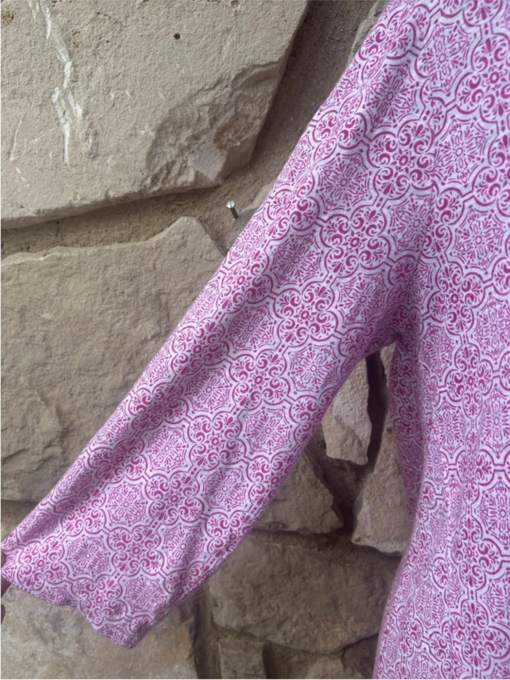 Chico's Ultimate Tee Tunic 2 (L) Pink White V Neck Hi Lo Hem - Picture 5 of 8